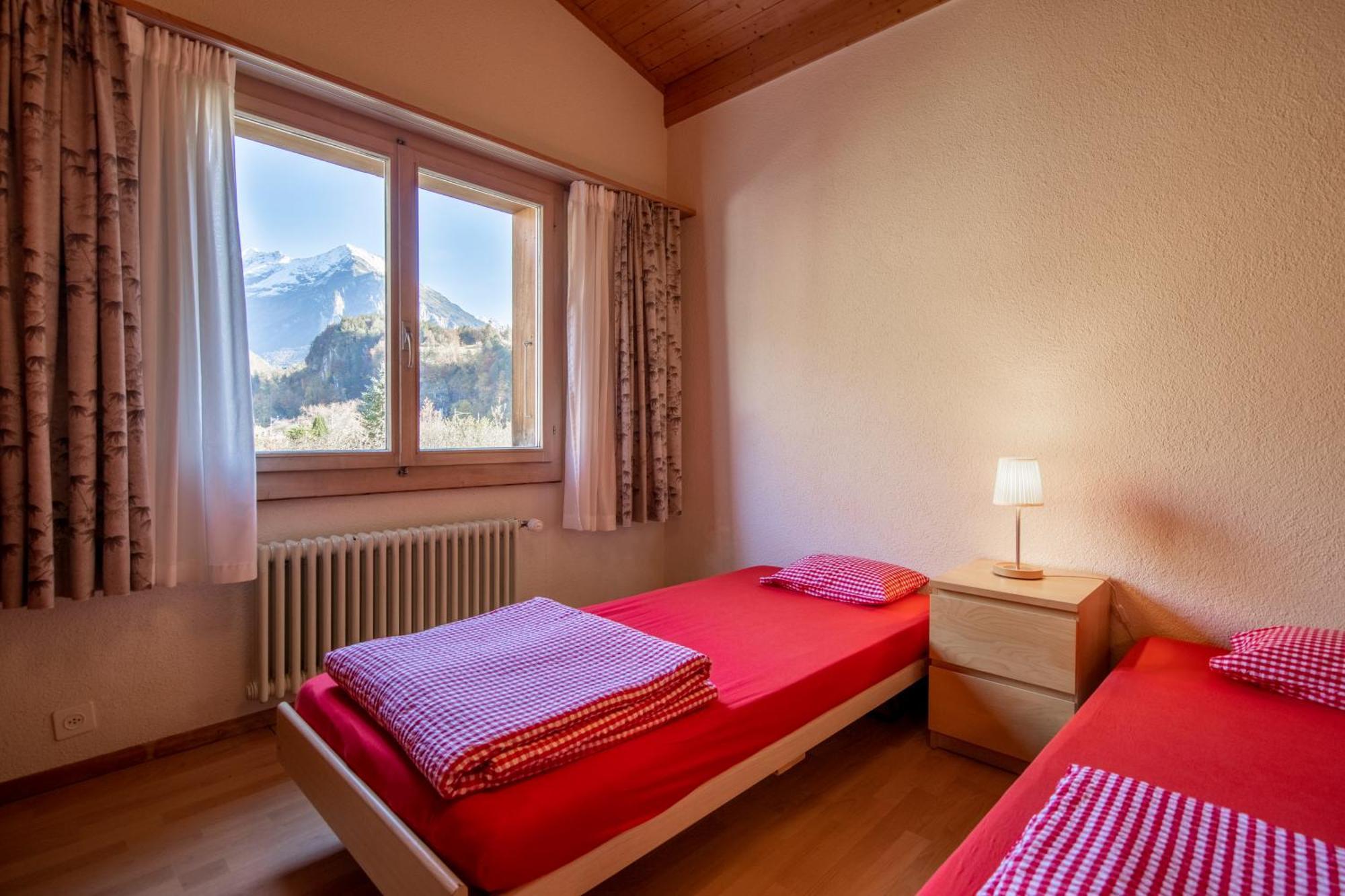 Simons Herberge Meiringen Buitenkant foto