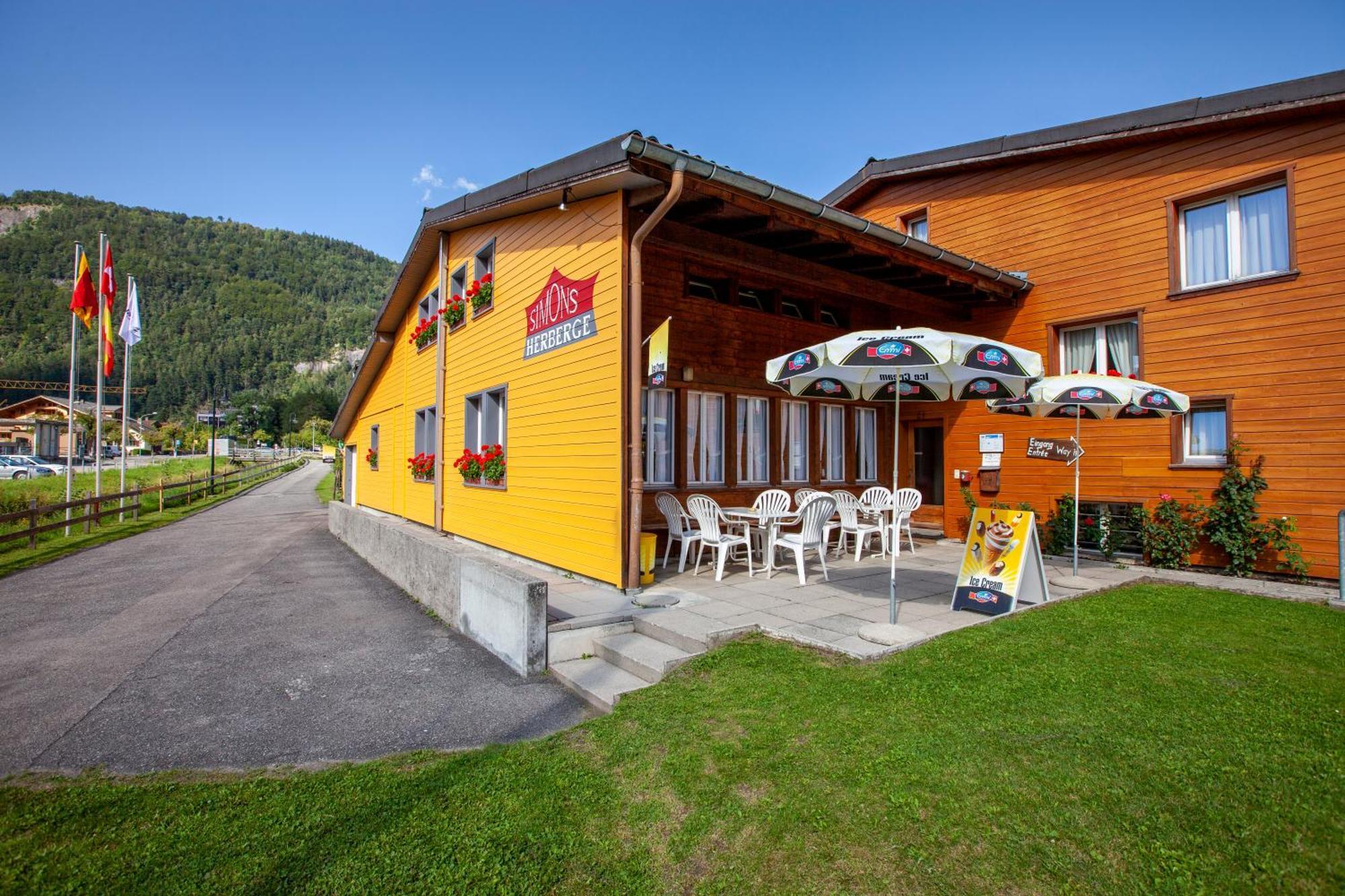 Simons Herberge Meiringen Buitenkant foto